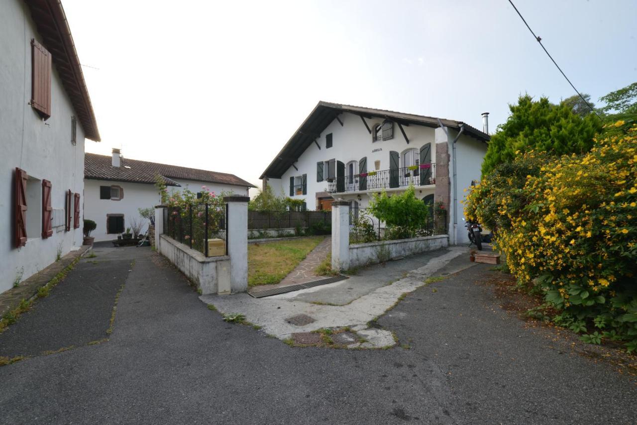 Etxe Arrosa Apartment Saint-Martin-d'Arrossa Bagian luar foto
